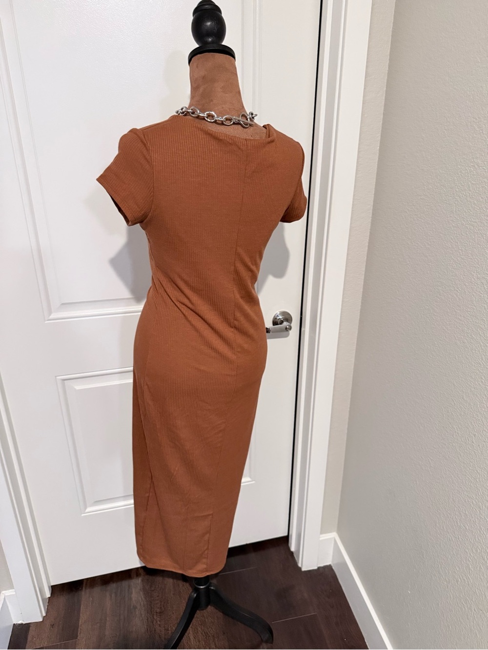 See You Monday Los Angeles Ribbed Bodycon Maxi Dress Rust Brown Size L - Picture 4 of 7
